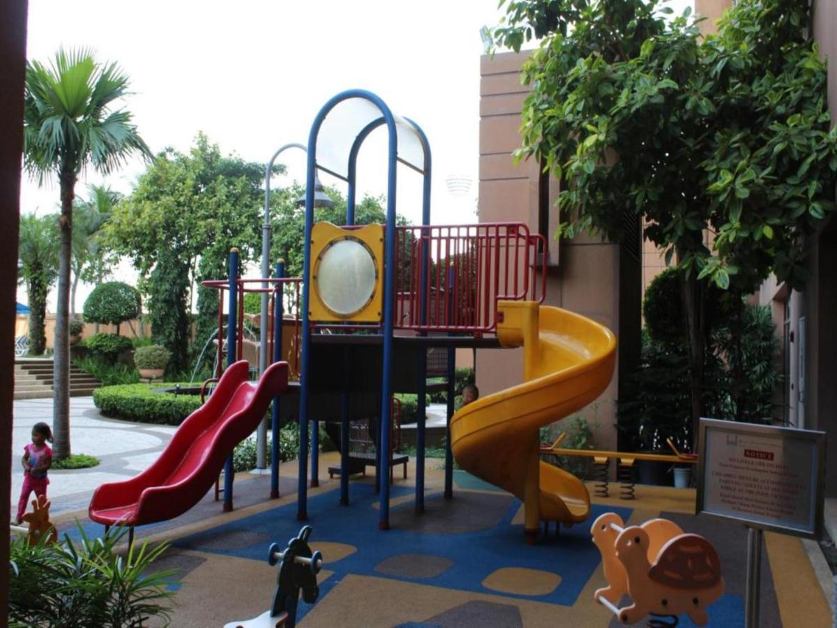 100100 Suites At Times Square Malaysia Куала Лумпур Екстериор снимка