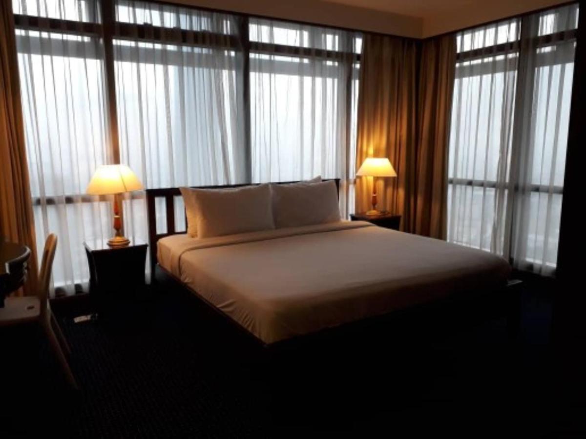 100100 Suites At Times Square Malaysia Куала Лумпур Екстериор снимка