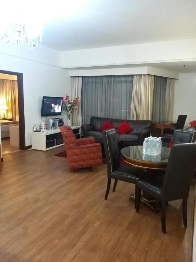 100100 Suites At Times Square Malaysia Куала Лумпур Екстериор снимка
