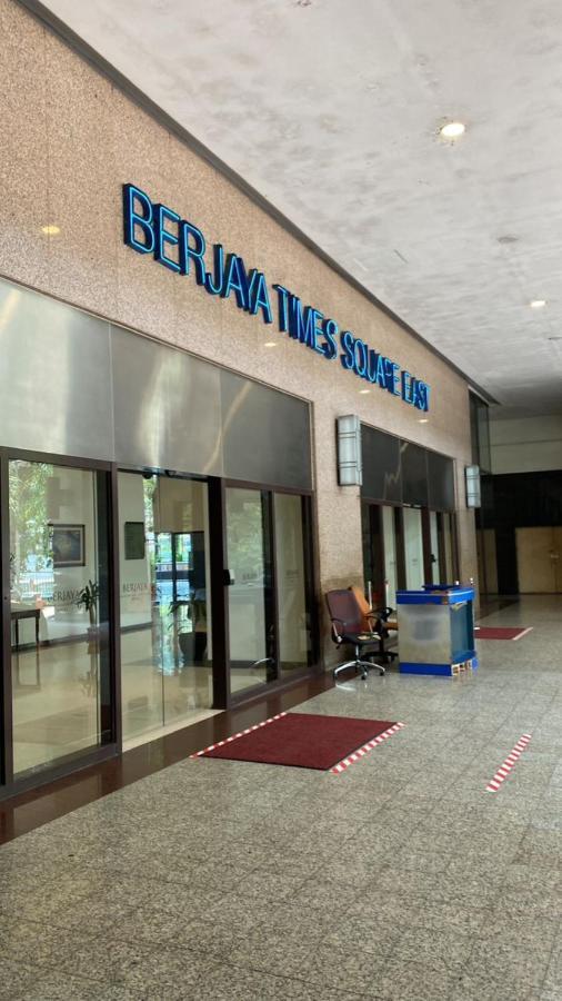 100100 Suites At Times Square Malaysia Куала Лумпур Екстериор снимка